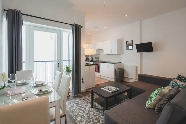 City Apart Daire, Birden Çok Yatak, Sigara İçilmez (Split Level Apartment)