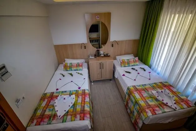 İki Ayrı Yataklı Oda, Şehir Manzaralı
