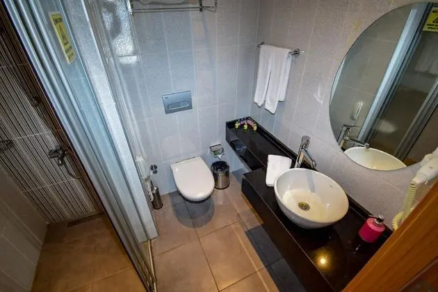 İki Ayrı Yataklı Oda, Şehir Manzaralı
