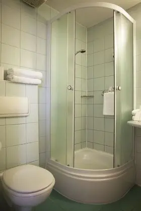1 Çift Kişilik Veya 2 Tek Kişilik Yatak Standard
