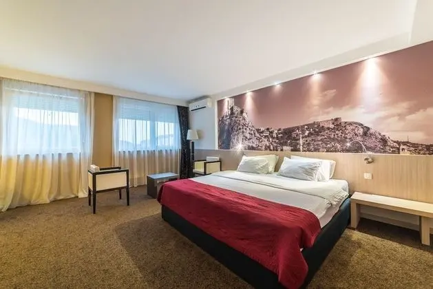 Deluxe Süit, 1 En Büyük (King) Boy Yatak, Engellilere Uygun, Sigara İçilmez