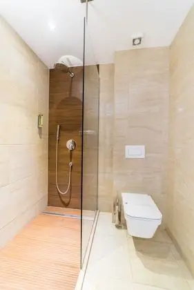 Deluxe Süit, 1 En Büyük (King) Boy Yatak, Engellilere Uygun, Sigara İçilmez