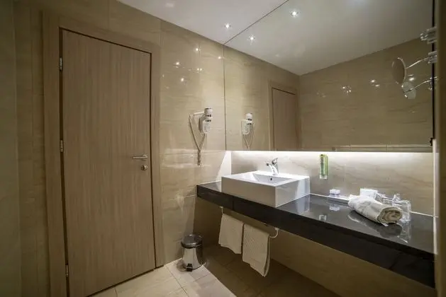 Deluxe Süit, 1 En Büyük (King) Boy Yatak, Engellilere Uygun, Sigara İçilmez