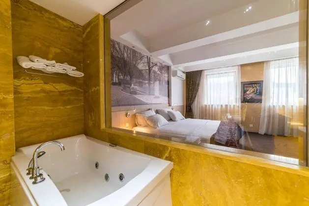 Presidential Süit, Sıcak Su Küveti, Şehir Manzaralı