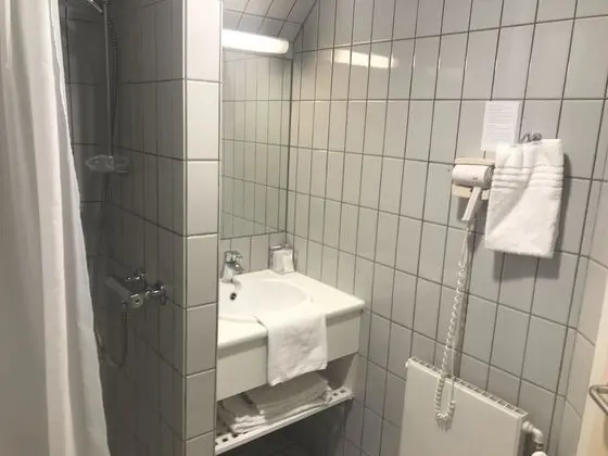 Junior Tek Büyük Yataklı Oda, 1 Tek Kişilik XL Yatak (Bed 140 cm)