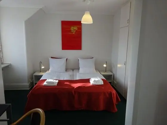 Economy Dört Kişilik Oda, Ortak Banyo