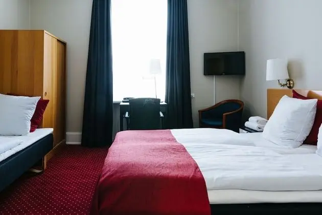Economy Üç Kişilik Oda, Ortak Banyo