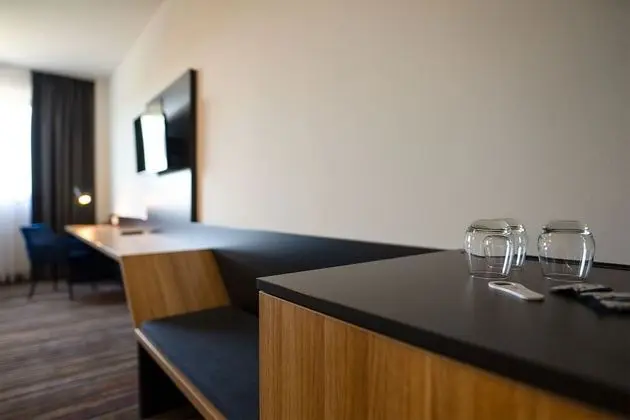 Business Tek Büyük Yataklı Oda