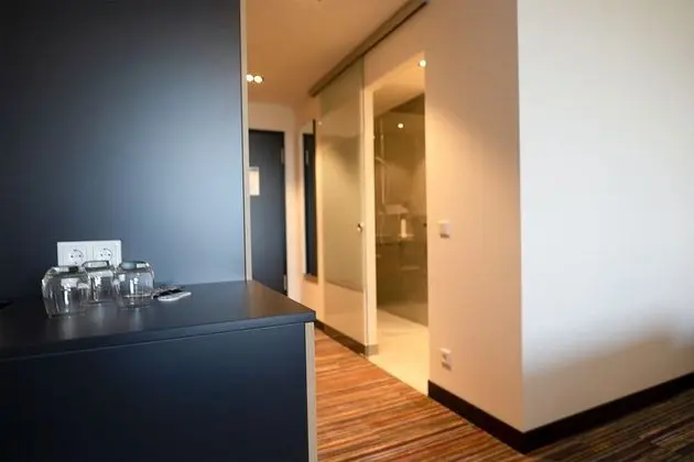 Business Tek Büyük Yataklı Oda