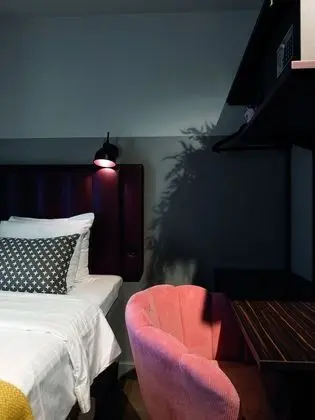 Economy Tek Büyük Yataklı Oda