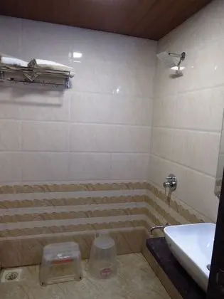 Deluxe Oda, 1 En Büyük (King) Boy Yatak, Sigara İçilebilir, Tepe Manzaralı