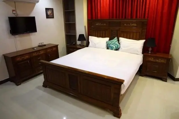 Deluxe Tek Büyük Yataklı Oda