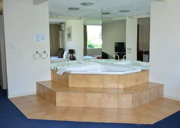 Luxury Oda, Sıcak Su Küveti