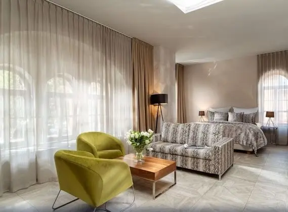 Cavalli Suite