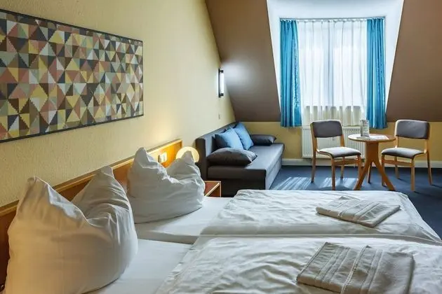 Tek Büyük Yataklı Oda, 1 Çift Kişilik Yatak