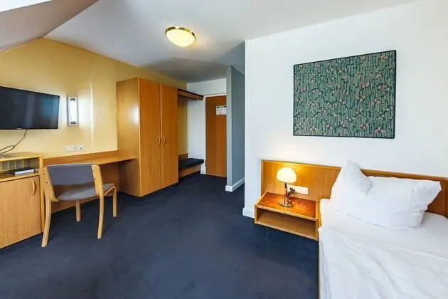 Tek Kişilik Oda, 1 Tek Kişilik Yatak