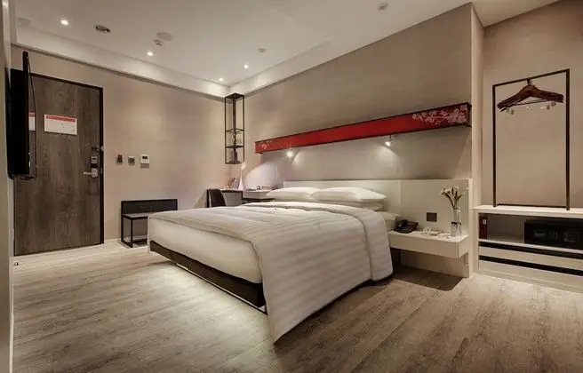 Deluxe Tek Büyük Yataklı Oda