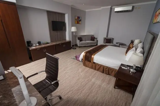 Royal Süit, 1 En Büyük (King) Boy Yatak, Sigara İçilmez