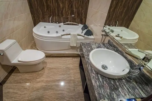 Royal Süit, 1 En Büyük (King) Boy Yatak, Sigara İçilmez