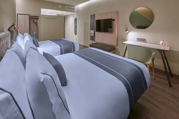 Oda, 2 Çift Kişilik Yatak