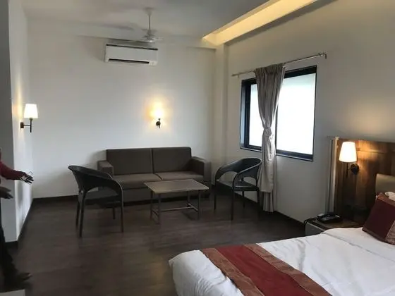 Deluxe Tek Büyük Yataklı Oda