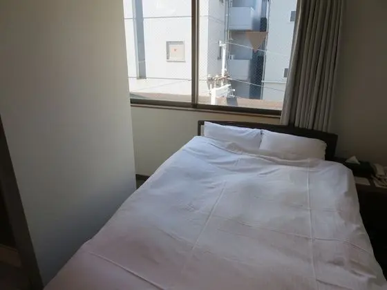 Tek Büyük Yataklı Oda (Semi)