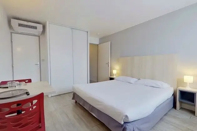 Stüdyo, Küçük Mutfak