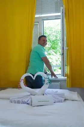 Tek Büyük veya İki Ayrı Yataklı Oda