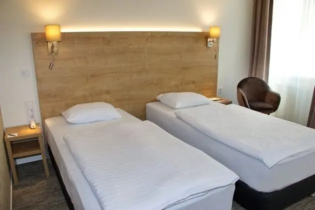 Standard Tek Büyük veya İki Ayrı Yataklı Oda
