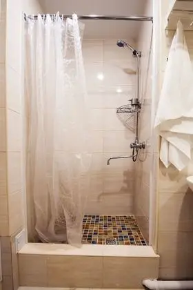 Economy Dört Kişilik Oda, Ortak Banyo