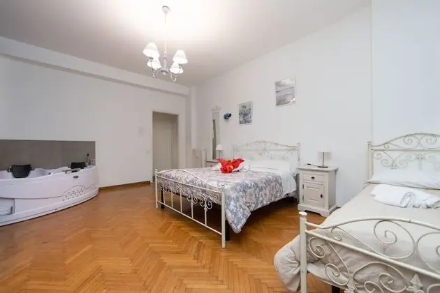 Deluxe Üç Kişilik Oda