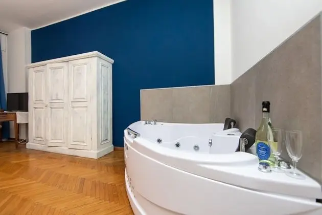 Deluxe Üç Kişilik Oda