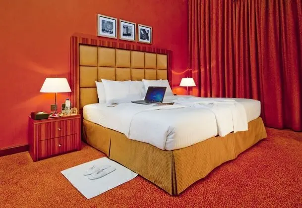 Deluxe Family Suite