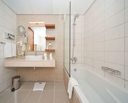 Deluxe Family Suite
