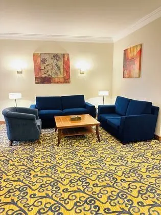 Deluxe Family Suite