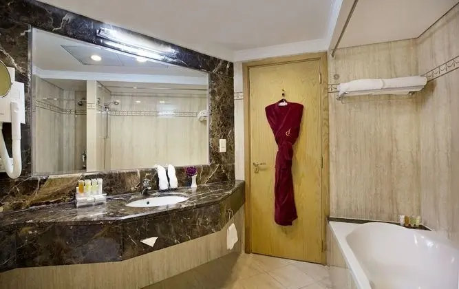 Premium King Room