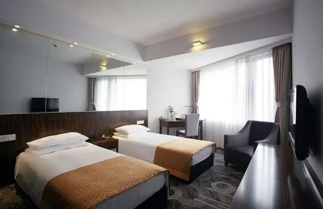 1 Çift Kişilik Veya 2 Tek Kişilik Yatak Deluxe