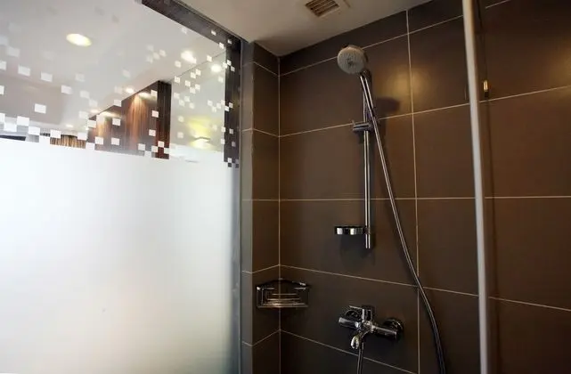 1 Çift Kişilik Veya 2 Tek Kişilik Yatak Deluxe