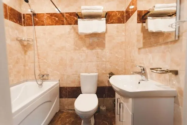 Basic Tek Büyük Yataklı Oda