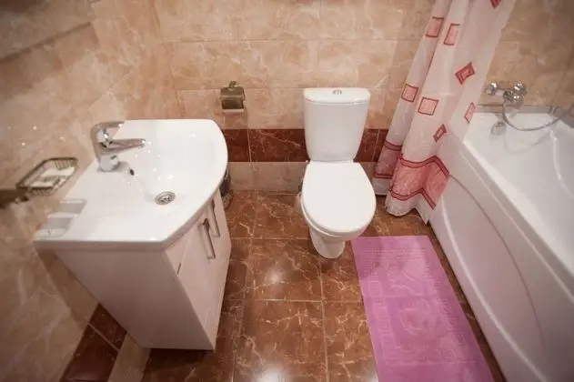 Basic Tek Büyük Yataklı Oda