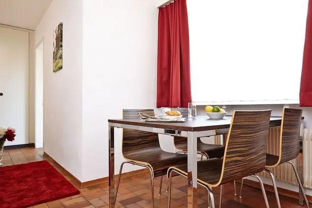 Business 1-Bedroom Apartment