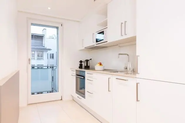 Stüdyo, Balkon