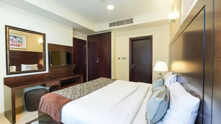 One Bedroom Apartment with Balcony - 3 Adults