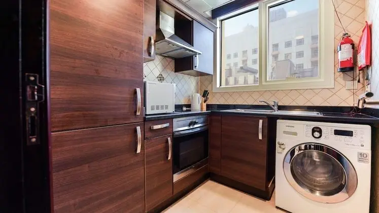 One Bedroom Apartment with Balcony - 3 Adults