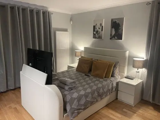 Comfort Tek Büyük Yataklı Oda