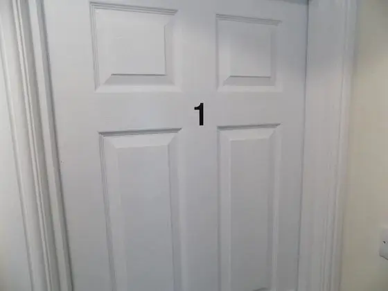 Tek Büyük Yataklı Oda, Ortak Banyo (Room 1)
