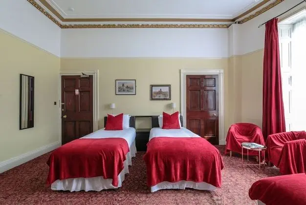 Stüdyo, 2 Tek Kişilik Yatak, Sigara İçilmez