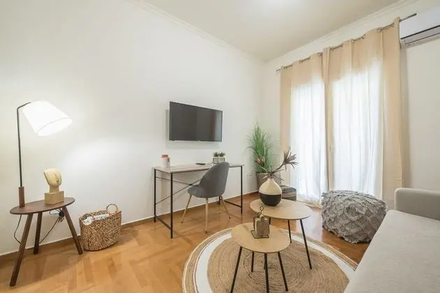 City Tek Büyük Yataklı Oda