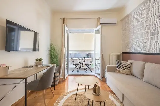 City Tek Büyük Yataklı Oda