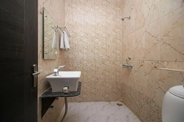 Standard Tek Büyük veya İki Ayrı Yataklı Oda, 1 Çift Kişilik Yatak, Özel Banyo